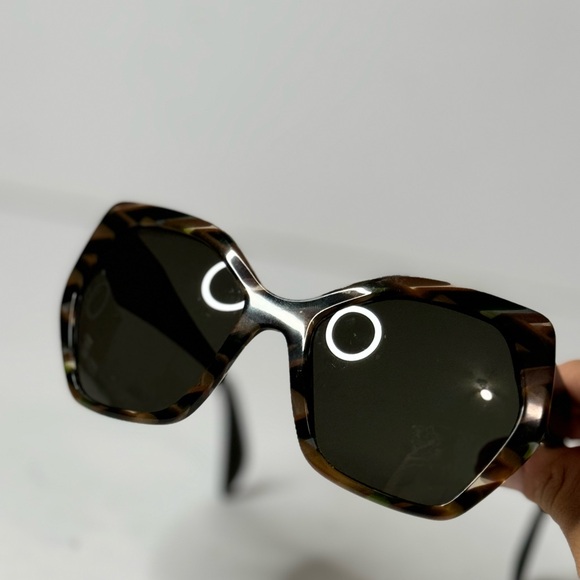 PRADA Grey And Brown Crystal Color Sunglasses - Picture 15 of 17